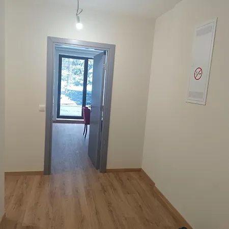 лира форест Apartmán *